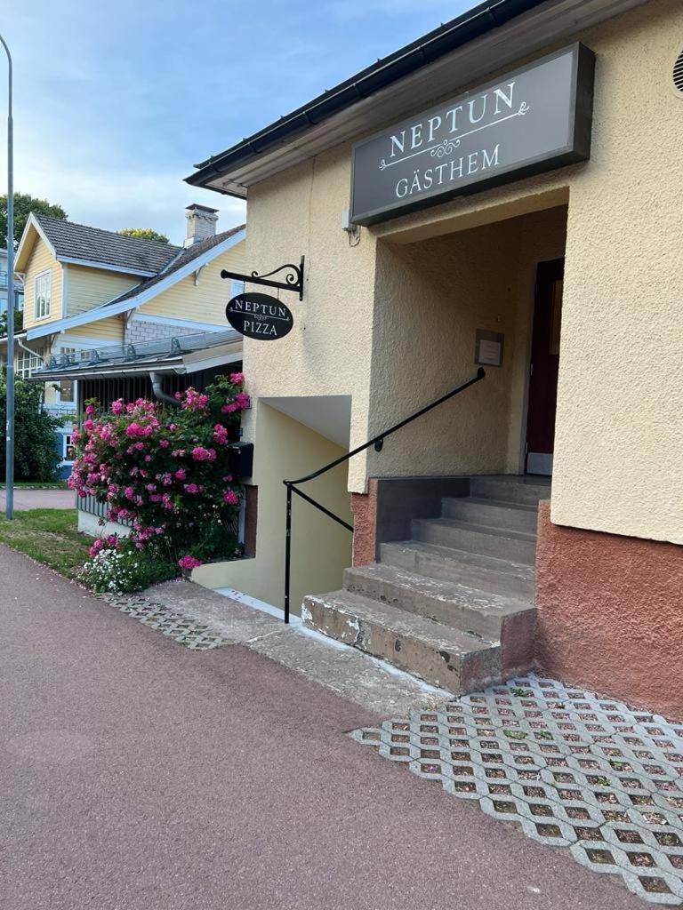 Gästhem Neptun Vandrarhem Mariehamn Exteriör bild